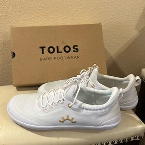Men's White Athletic Shoes